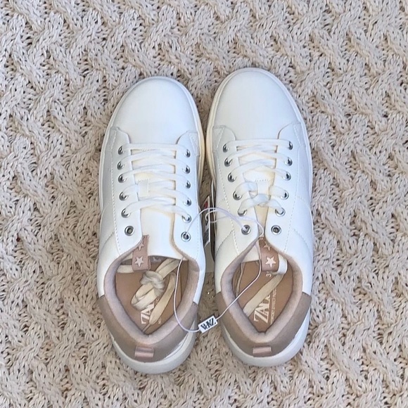 SOLD: ZARA Sneakers - Picture 4 of 4